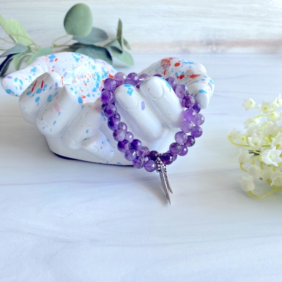 Amethyst Mala Bracelet | Wing Charm Bracelet - Picture 2 of 3